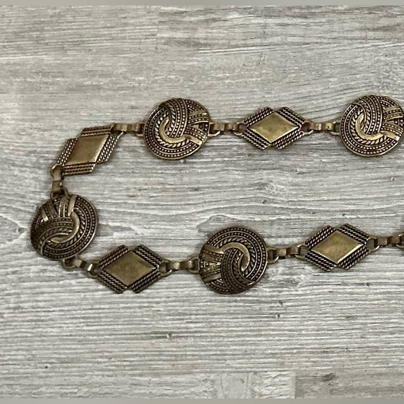 Concho Metal Chain Belt Bronze Tone Metal with Extended Chain - Picture 7 of 7